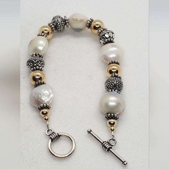 Bracelet 8"inch Elegant Sterling Silver Pearl and Gold Beaded - Picture 2 of 5